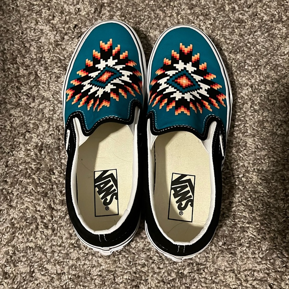 Vans, women’s 7.0 men’s 5.5 shoe. Worn once